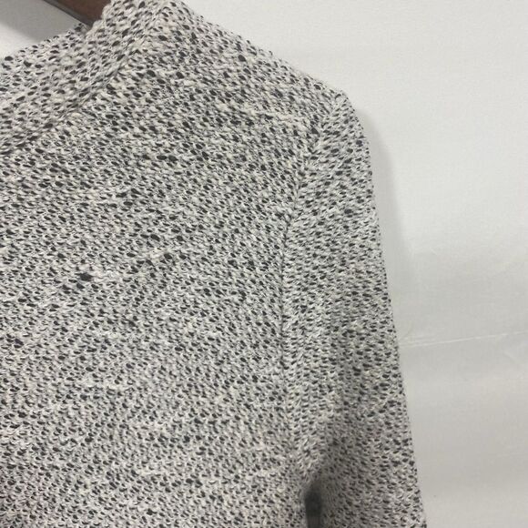 Loft Grey Knit Sweater - Picture 4 of 14